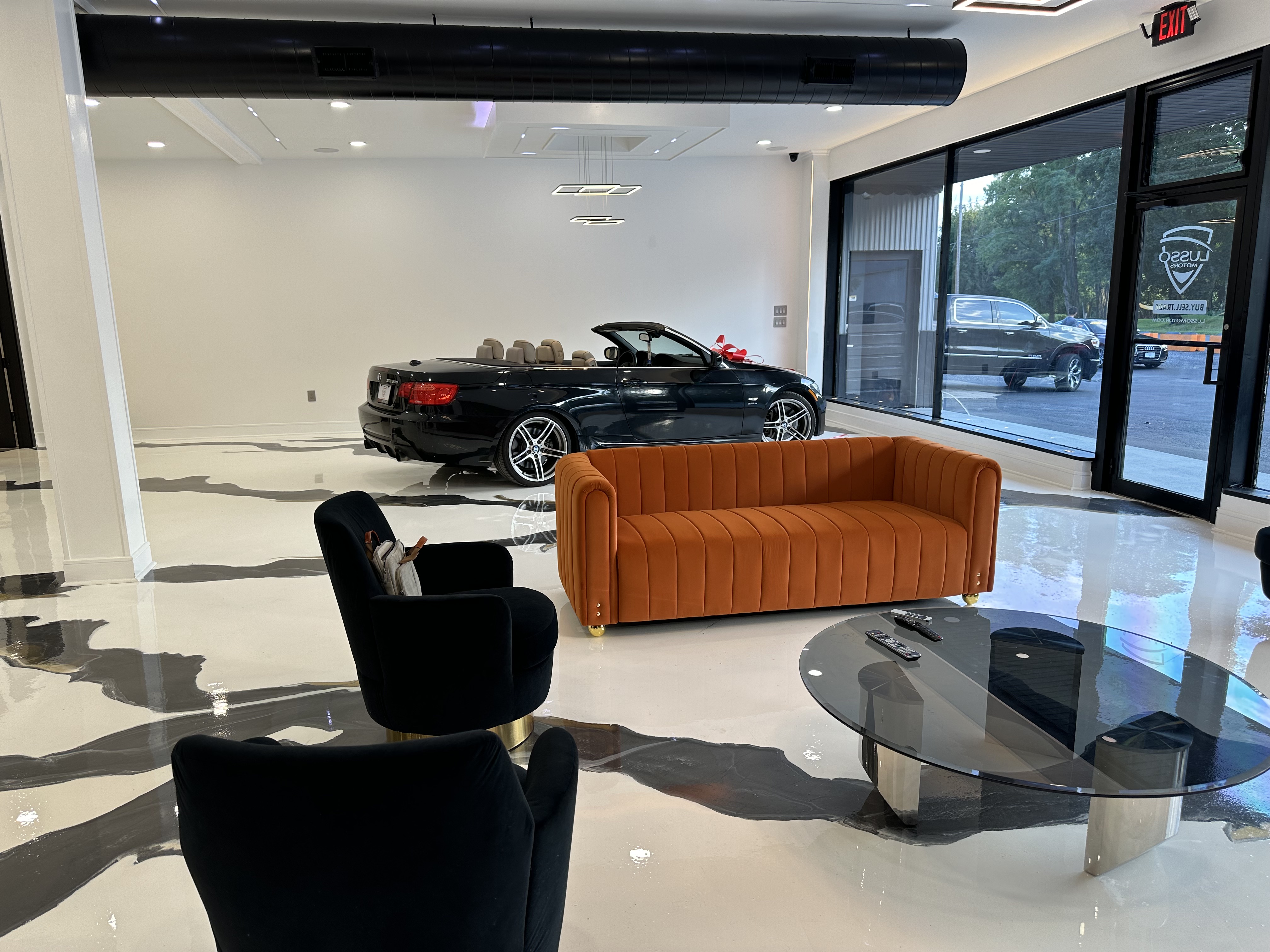 Dealer photo
